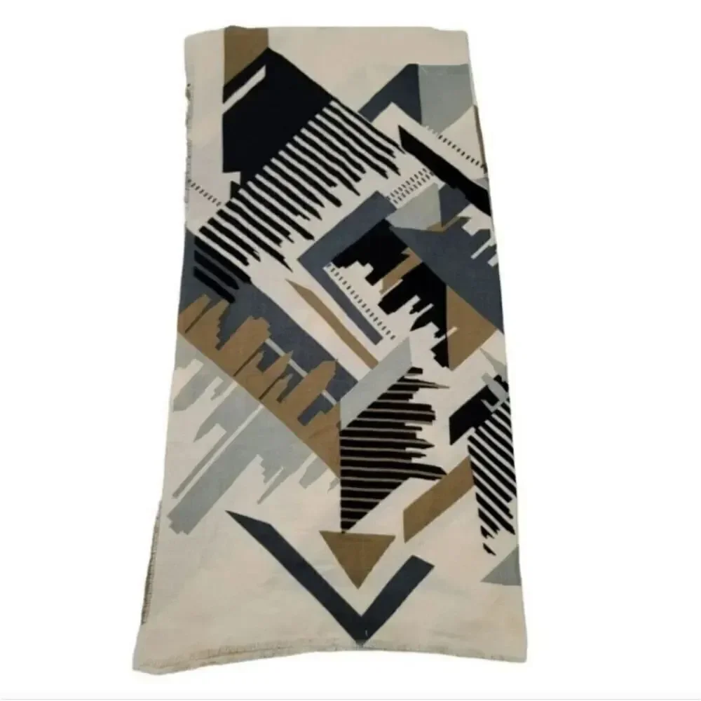 NEW City Skyline Womens Oversized Blanket Scarf in Neutral